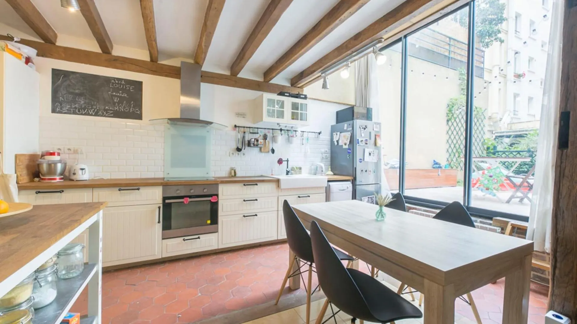 Beautiful Apartment With Terrace Near Bastille Parigi